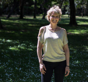 Emmanuelle Soulier dans un parc